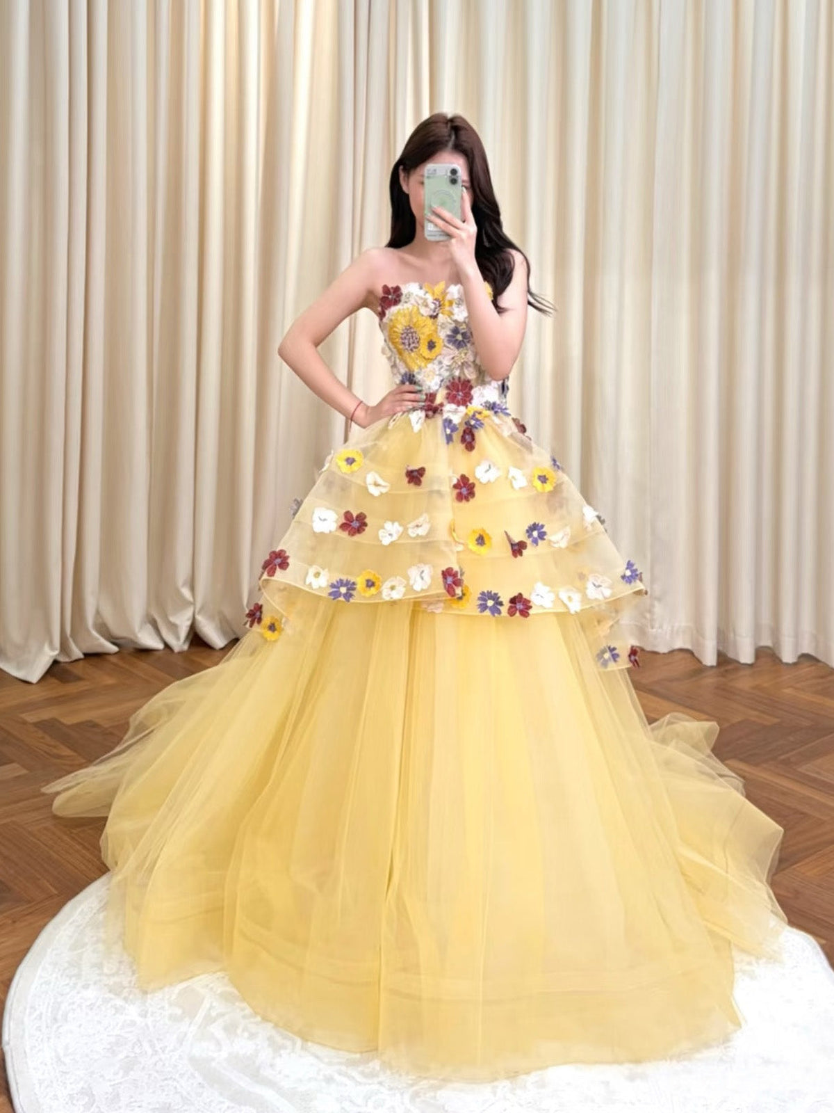 A-line Sweep Train Tulle Yellow Prom Dress with Lace Applique